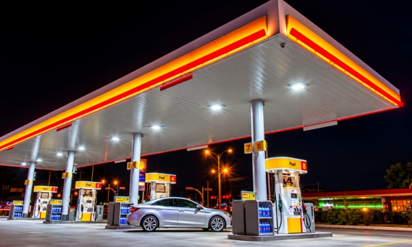 On the Road? Find the Nearest Gas Station